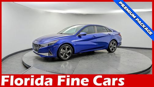 2022 Hyundai ELANTRA SEL