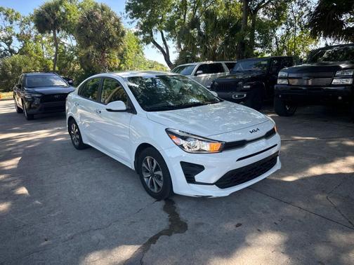 Clear White 2023 Kia Rio S