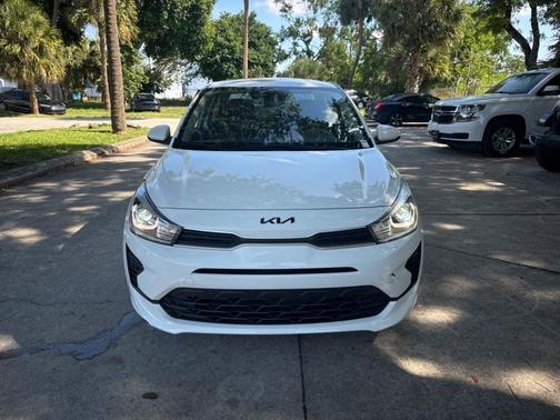 Clear White 2023 Kia Rio S