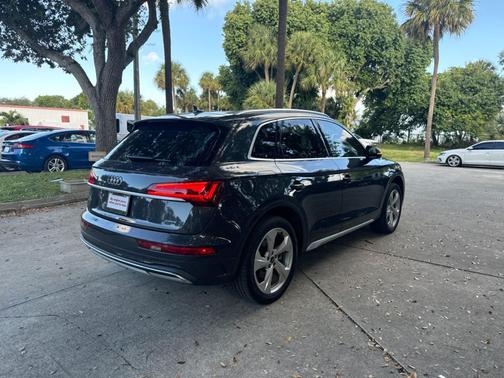 2021 Audi Q5 45 Premium Plus