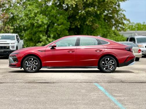 2025 Hyundai SONATA SEL