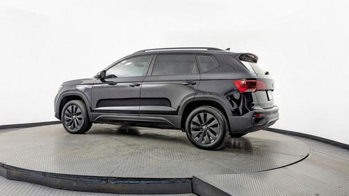 2024 Volkswagen Taos S