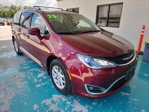2020 Chrysler Pacifica Touring L