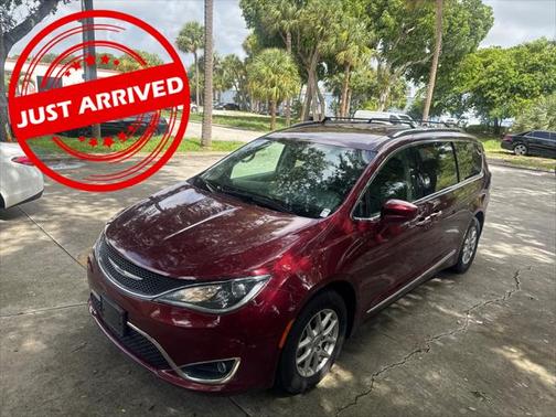 2020 Chrysler Pacifica Touring L