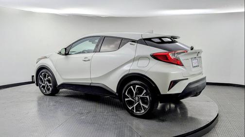 2020 Toyota C-HR LE