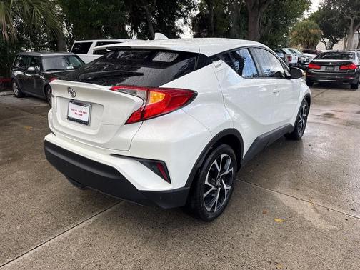 2020 Toyota C-HR LE