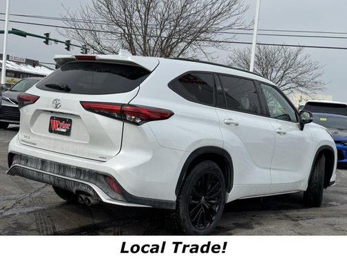 2023 Toyota Highlander XSE