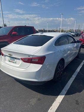 2017 Chevrolet Malibu 1LT