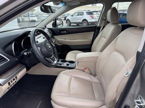 Tungsten Metallic 2019 Subaru Outback 2.5i Limited
