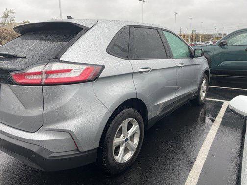 2021 Ford Edge SE