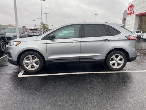 2021 Ford Edge SE
