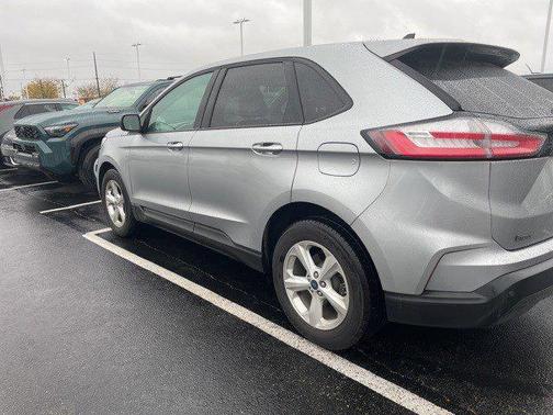 2021 Ford Edge SE