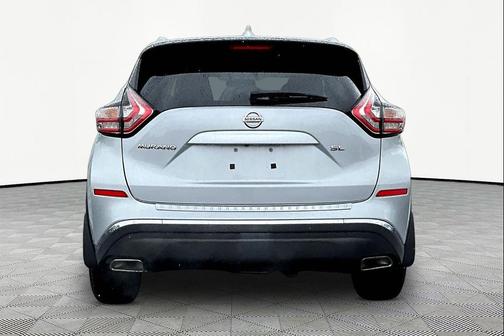 Brilliant Silver Metallic 2018 Nissan Murano SL