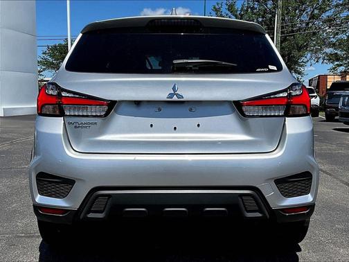 Alloy Silver Metallic 2025 Mitsubishi Outlander Sport 2.0 S