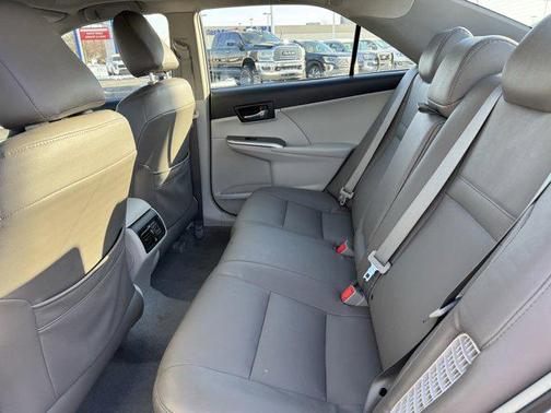 2014 Toyota Camry Hybrid XLE