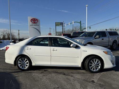 2014 Toyota Camry Hybrid XLE