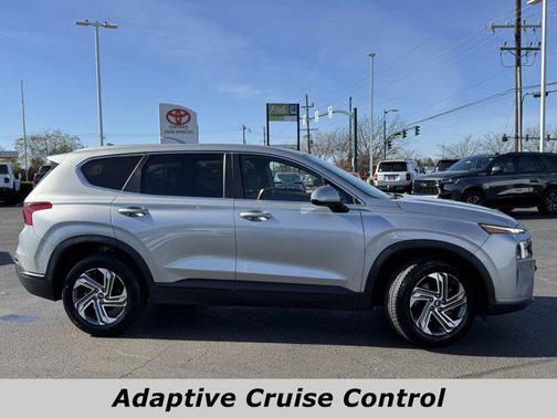 2021 Hyundai SANTA FE SE