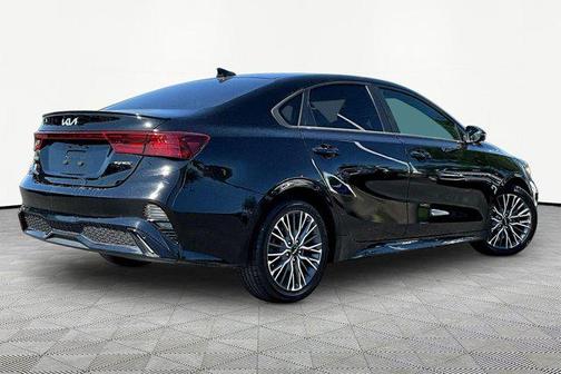 Aurora Black 2022 Kia Forte GT-Line