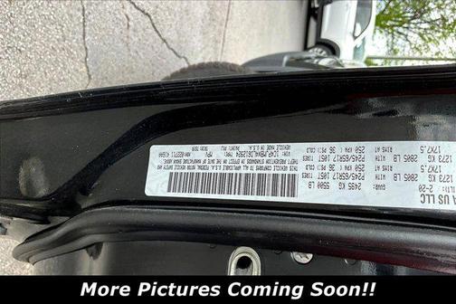 Diamond Black Crystal Pearlcoat 2020 Jeep Cherokee Trailhawk