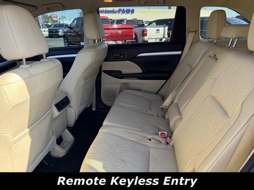 2015 Toyota Highlander LE Plus