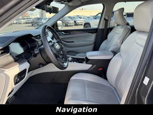 2022 Jeep Grand Cherokee Overland