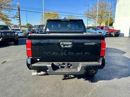 2025 Toyota Tacoma TRD Off Road