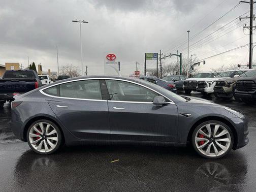 2019 Tesla Model 3 Long Range