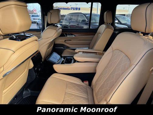 2022 Jeep Grand Wagoneer Series III 4x4