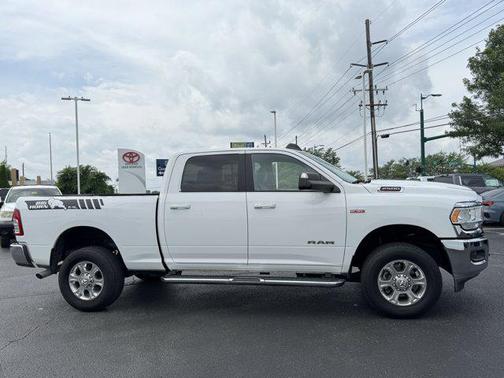 2022 RAM 2500 Big Horn Crew Cab 4x4 6'4' Box