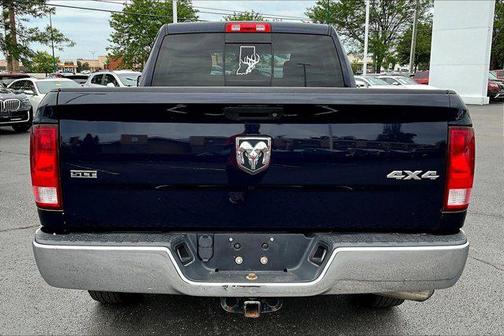 True Blue Pearlcoat 2017 RAM 1500 SLT