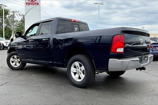 True Blue Pearlcoat 2017 RAM 1500 SLT