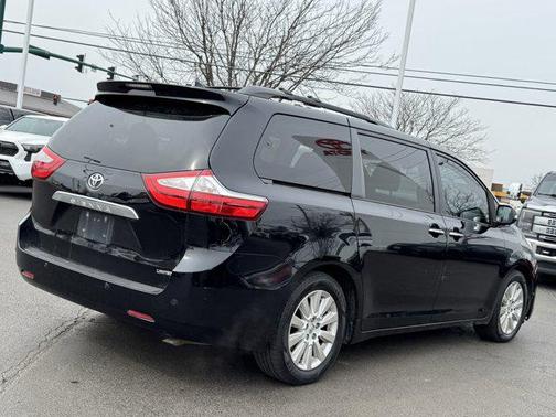 2015 Toyota Sienna XLE Premium