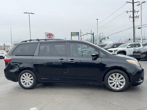 2015 Toyota Sienna XLE Premium