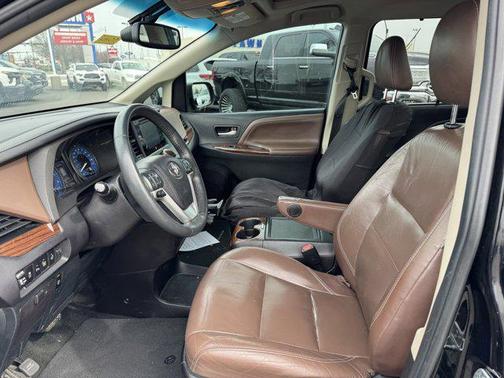 2015 Toyota Sienna XLE Premium