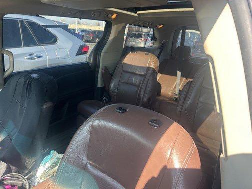 2015 Toyota Sienna XLE Premium