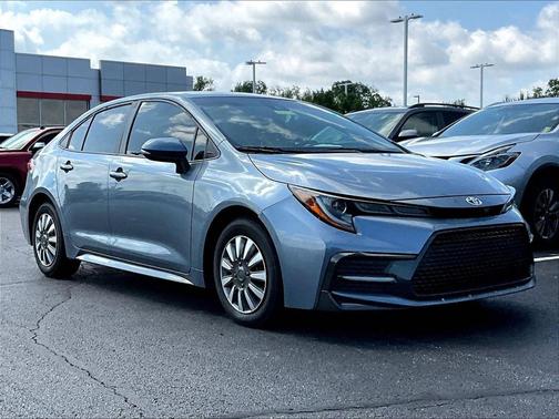 Celestite 2021 Toyota Corolla SE