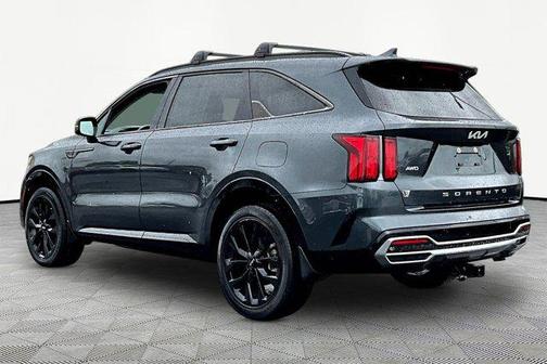 Gravity Grey 2022 Kia Sorento SX