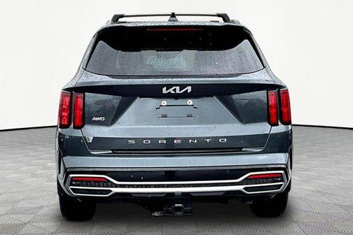Gravity Grey 2022 Kia Sorento SX