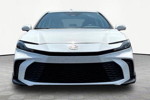 Ice Cap 2025 Toyota Camry SE