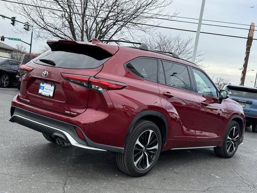 2021 Toyota Highlander XSE
