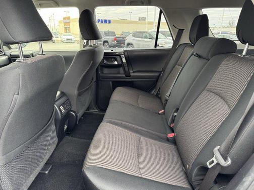 2024 Toyota 4Runner TRD Off Road