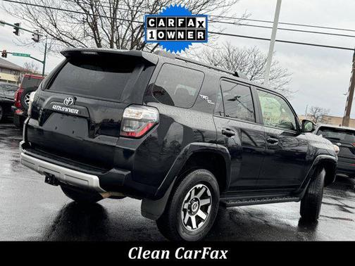 2024 Toyota 4Runner TRD Off Road