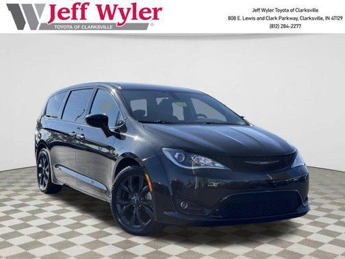 2018 Chrysler Pacifica Touring Plus