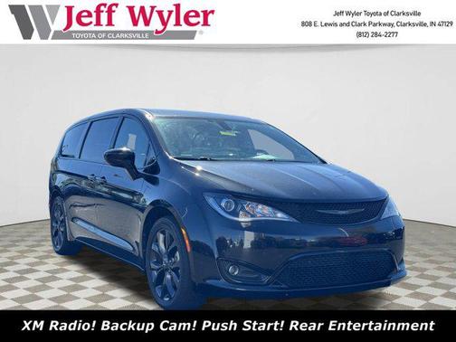 2018 Chrysler Pacifica Touring Plus