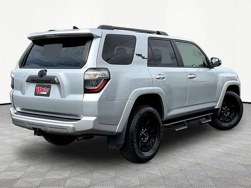 Classic Silver Metallic 2024 Toyota 4Runner TRD Off Road Premium