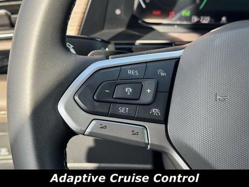 2024 Volkswagen Atlas 2.0T SEL