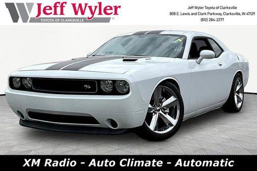 Bright White 2012 Dodge Challenger R/T