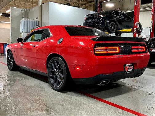Bright White 2012 Dodge Challenger R/T