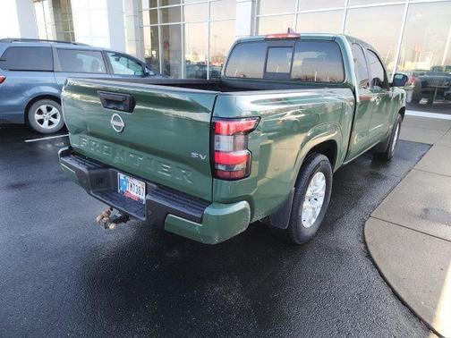 2022 Nissan Frontier SV