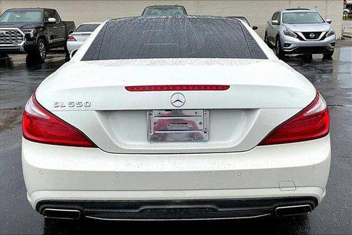 Diamond White Metallic 2013 Mercedes-Benz SL-Class SL 550